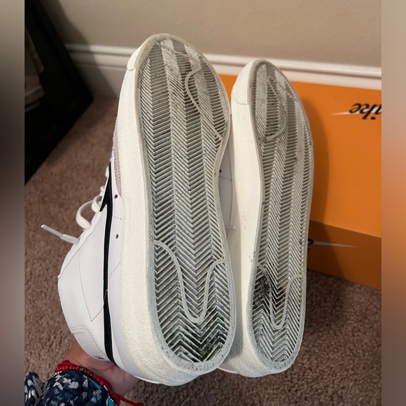 ☑️Nike Blazer Mid '77 Vintage preowned Excellent conditions Size 10 in box - Picture 9 of 10